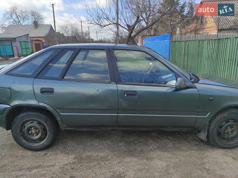 Седан Daewoo Espero 1997 в Нікополі