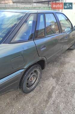 Седан Daewoo Espero 1997 в Нікополі