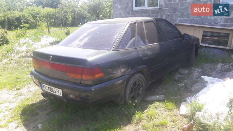 Седан Daewoo Espero 1997 в Львові