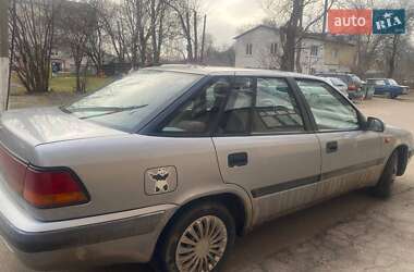 Седан Daewoo Espero 1995 в Богуславе