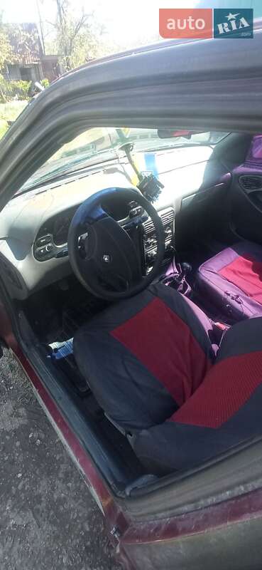Седан Daewoo Espero 1998 в Надворной