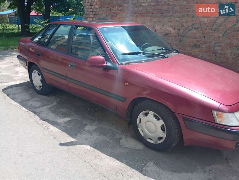 Седан Daewoo Espero 1997 в Сарнах