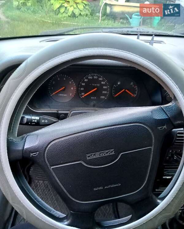Седан Daewoo Espero 1997 в Кременчуці