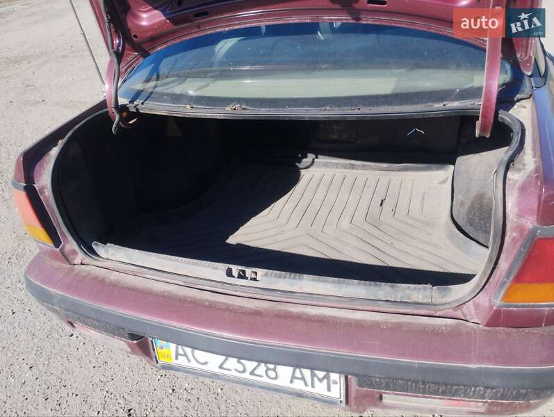 Седан Daewoo Espero 1997 в Тернополі