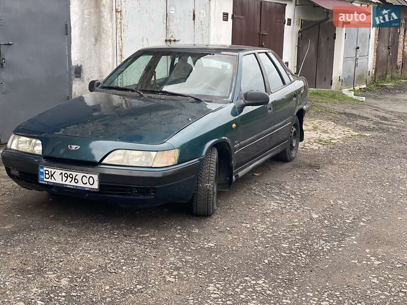 Седан Daewoo Espero 1997 в Ровно