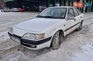 Седан Daewoo Espero 1997 в Киеве