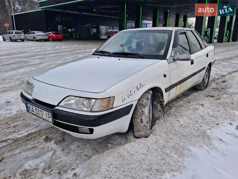 Седан Daewoo Espero 1997 в Киеве