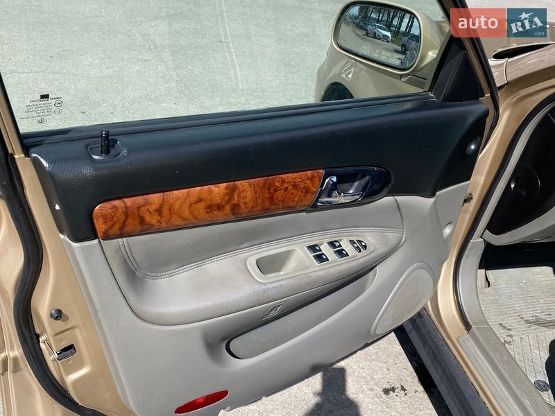 Седан Daewoo Evanda 2004 в Полтаве