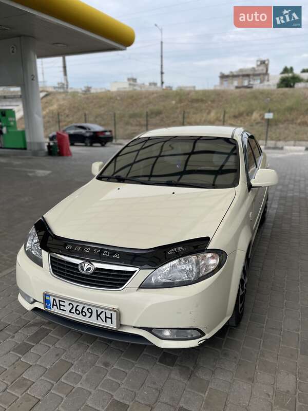 Седан Daewoo Gentra 2014 в Днепре фото 13 Седан Daewoo Gentra 2014 в Днепре