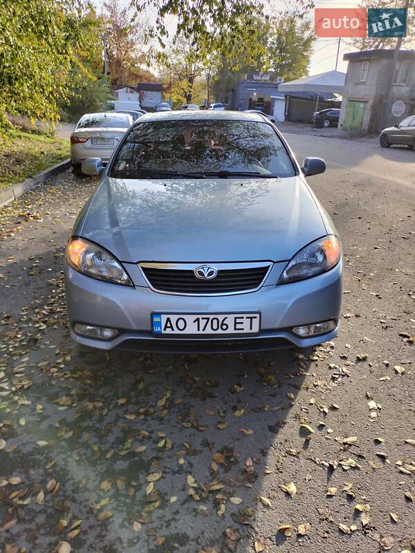 Daewoo Gentra 2015
