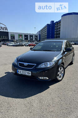 Седан Daewoo Gentra 2013 в Киеве