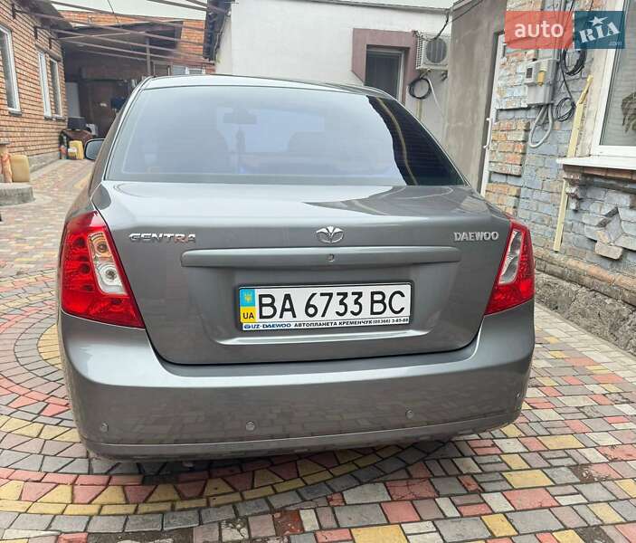 Седан Daewoo Gentra 2013 в Кропивницком