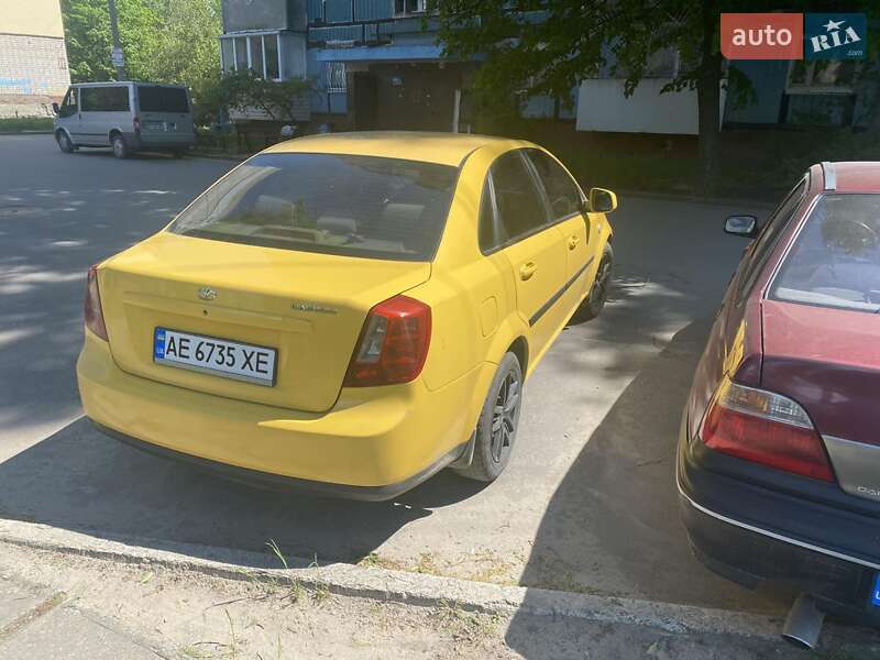 Седан Daewoo Gentra 2013 в Днепре