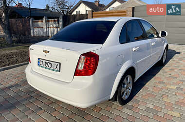 Седан Daewoo Gentra 2013 в 