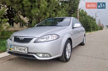 Седан Daewoo Gentra 2013 в 