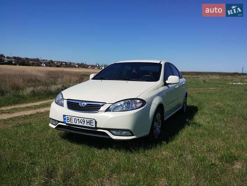 Седан Daewoo Gentra 2014 в Николаеве