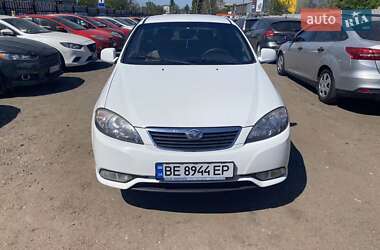 Седан Daewoo Gentra 2014 в 
