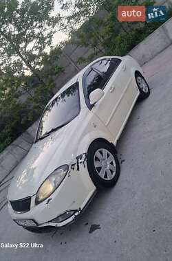 Седан Daewoo Gentra 2014 в 