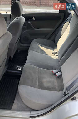 Седан Daewoo Gentra 2013 в 