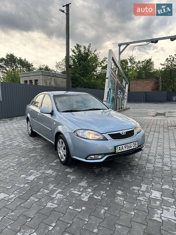 Седан Daewoo Gentra 2013 в Полтаві