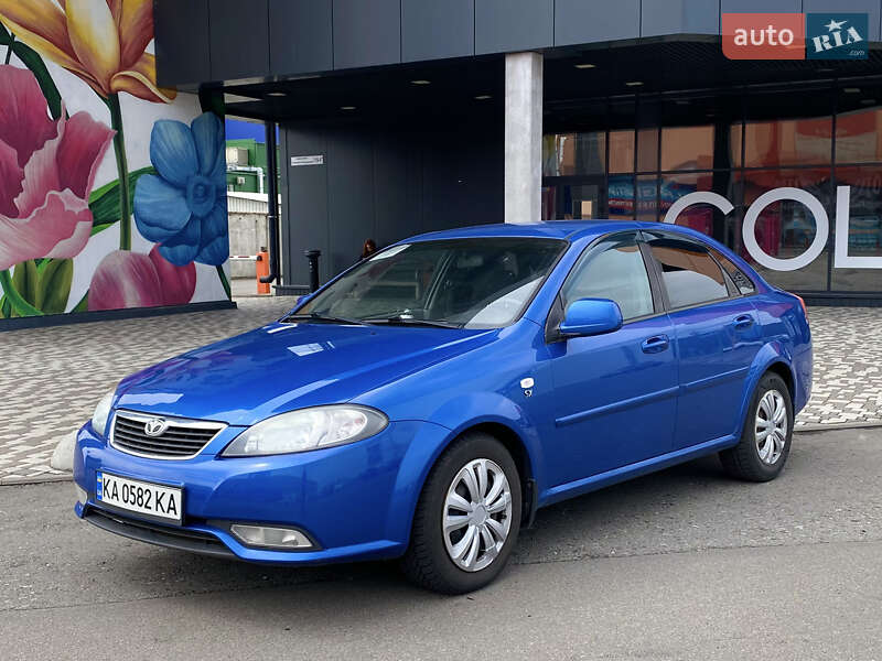 Седан Daewoo Gentra 2014 в 