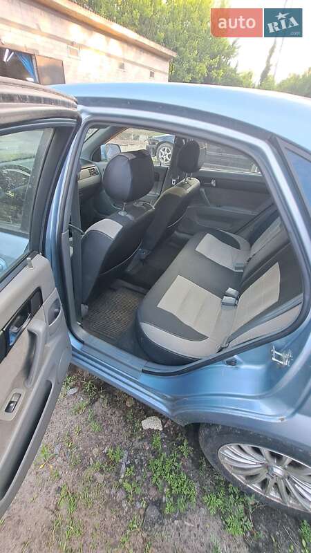 Седан Daewoo Gentra 2013 в Киеве