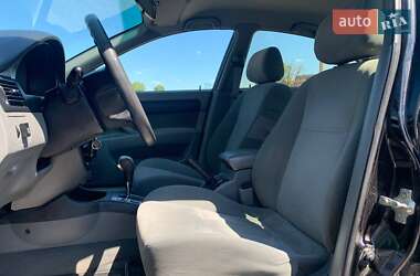 Седан Daewoo Gentra 2014 в 