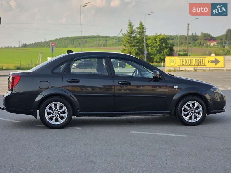 Седан Daewoo Gentra 2013 в Тернополе