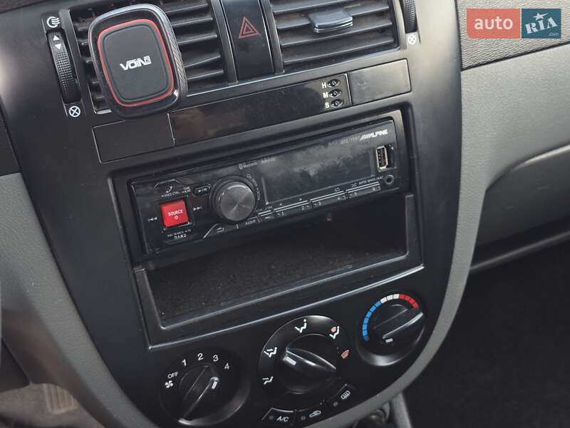 Седан Daewoo Gentra 2013 в Тернополе