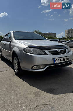 Седан Daewoo Gentra 2015 в 