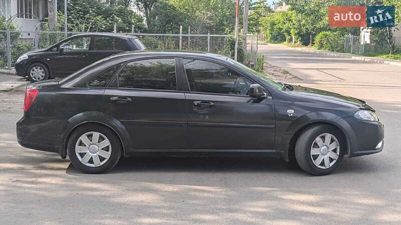 Седан Daewoo Gentra 2013 в Одессе