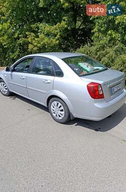 Седан Daewoo Gentra 2015 в Южноукраинске
