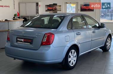 Седан Daewoo Gentra 2013 в 
