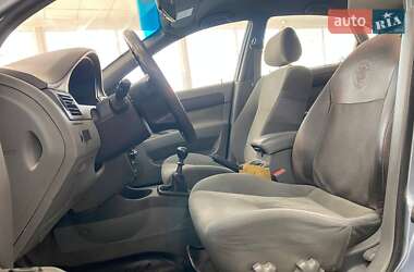 Седан Daewoo Gentra 2013 в 