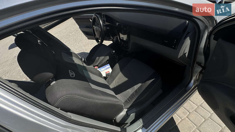 Седан Daewoo Gentra 2014 в Хмельницком