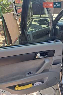 Седан Daewoo Gentra 2014 в 