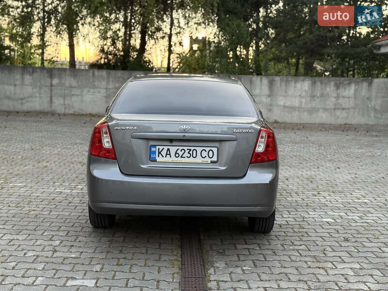 Седан Daewoo Gentra 2014 в Києві