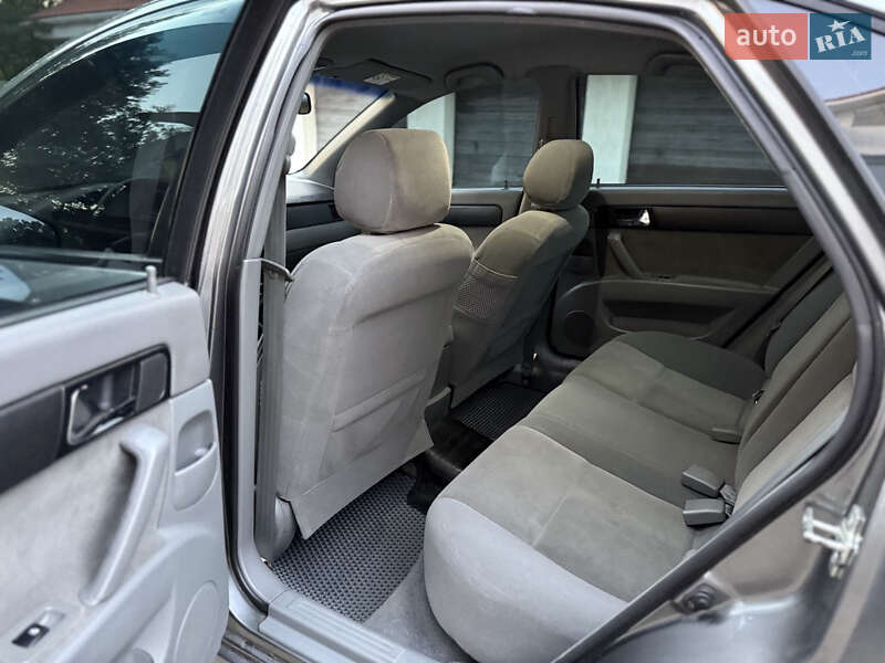 Седан Daewoo Gentra 2014 в Києві