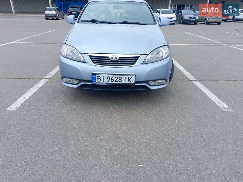 Седан Daewoo Gentra 2014 в Кременчуге