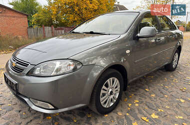 Седан Daewoo Gentra 2013 в 