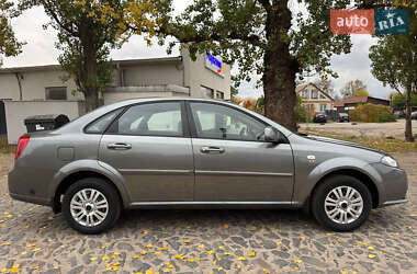 Седан Daewoo Gentra 2013 в 