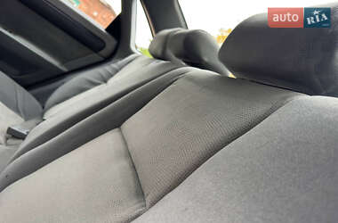 Седан Daewoo Gentra 2013 в 