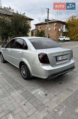 Седан Daewoo Gentra 2014 в  фото 7 Седан Daewoo Gentra 2014 в