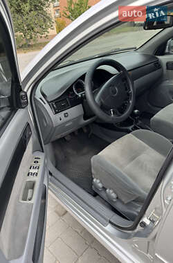 Седан Daewoo Gentra 2014 в  фото 12 Седан Daewoo Gentra 2014 в