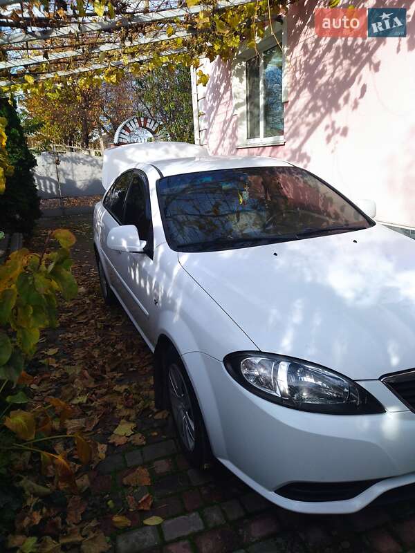 Седан Daewoo Gentra 2014 в Старокостянтинові фото 3 Седан Daewoo Gentra 2014 в Старокостянтинові