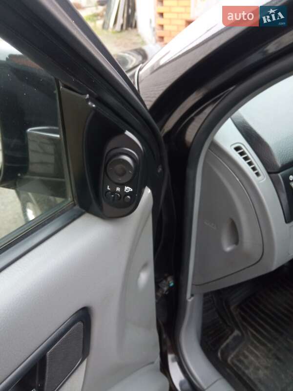 Седан Daewoo Gentra 2014 в Києві фото 12 Седан Daewoo Gentra 2014 в Києві