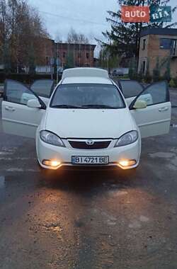 Седан Daewoo Gentra 2013 в Полтаве