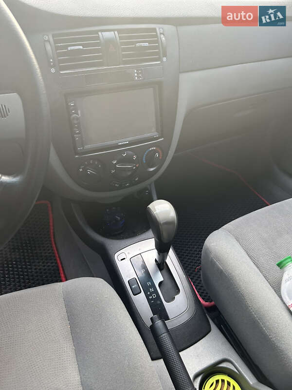 Седан Daewoo Gentra 2014 в Киеве