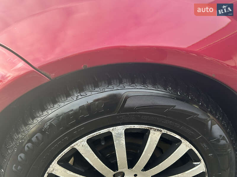 Седан Daewoo Gentra 2014 в Киеве