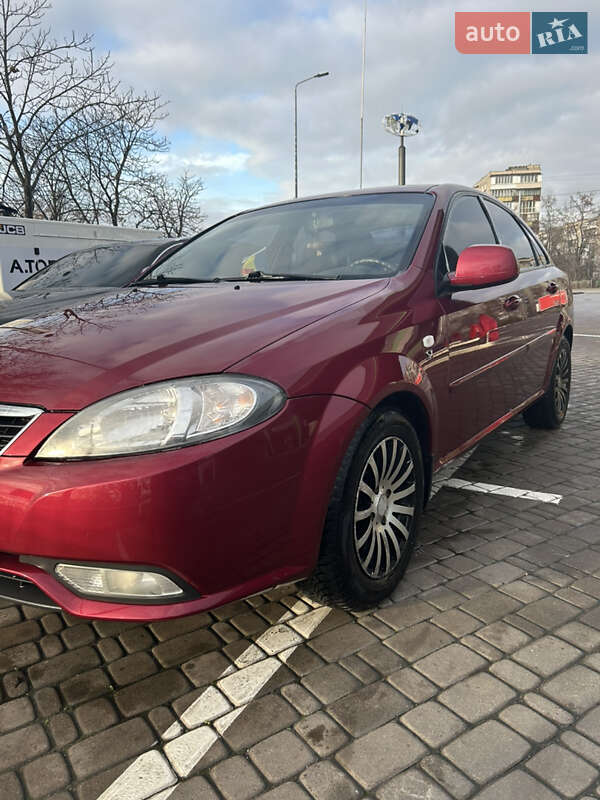 Седан Daewoo Gentra 2014 в Киеве